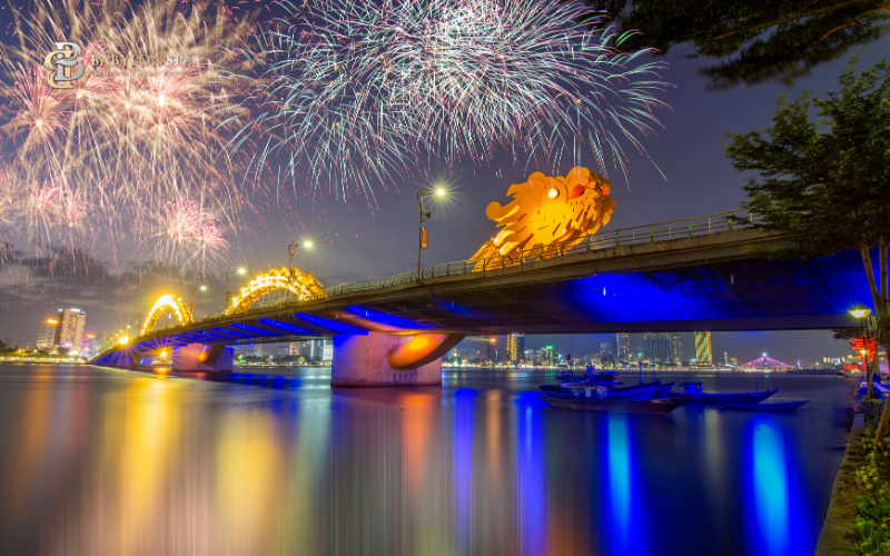 Good places to watch the Da Nang fireworks.