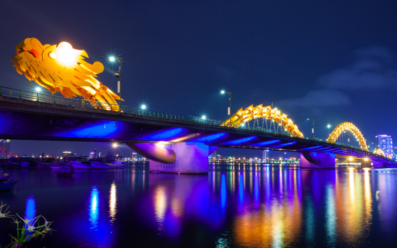 Cau Rong Bridge - A symbol of the coastal city of Da Nang